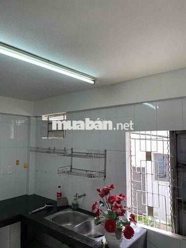 Nhà kiệt ô tô 82 m2, 2 phòng ngủ, đường Hà Huy Tập
