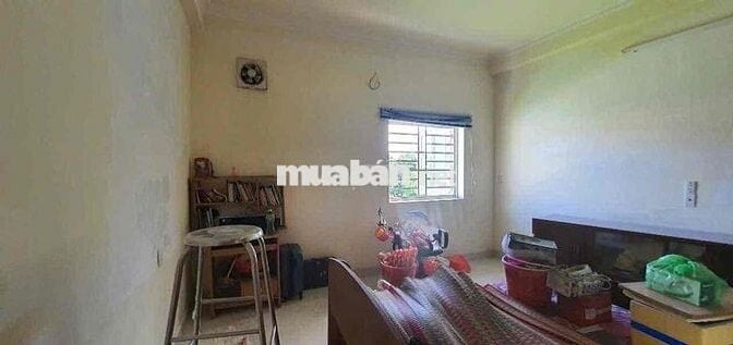 Bán nhà KDC An Sương, 4.5x20m, 3 lầu, đường 10m đối diện công viên