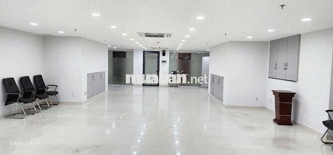 Thuê văn phòng Phú Nhuận 276m², 6 phòng, giá 320k/m², tiện ích đầy đủ