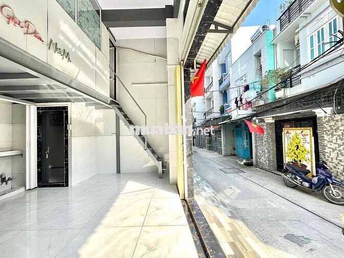 Kiot nguyên căn 1 trệt 1 lửng 1 NVS