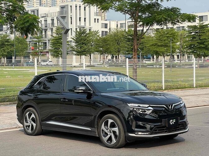 VF8 Eco 2023 Mua Pin Catl giảm 70tr đổi xe xăng