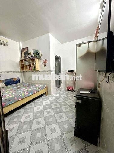 cho thuê nhà nguyên căn full nội thất sát kcn hẻm bê tông nước sạch