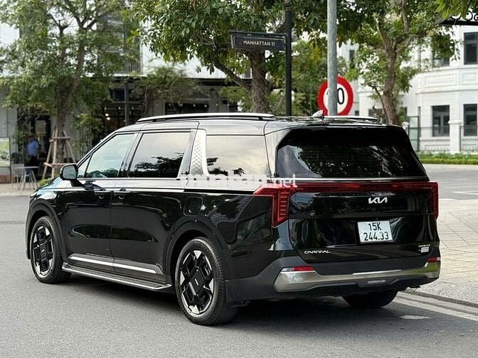 2025 Signature 2.2D - 29900 km