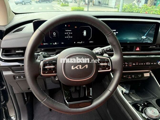 2025 Signature 2.2D - 29900 km