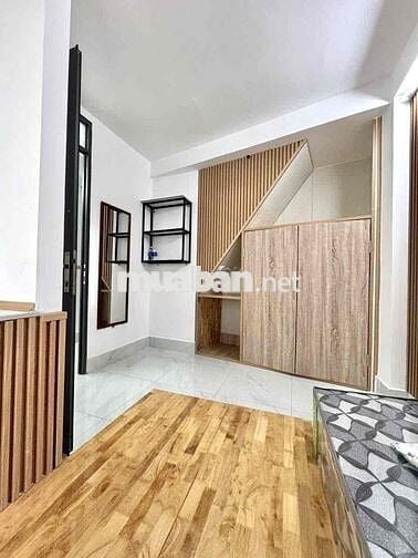 NHÀ NGUYÊN CĂN 1 TRỆT 2 LẦU ( 3PN - 2WC ) - NGAY BẾN XE MĐ CŨ