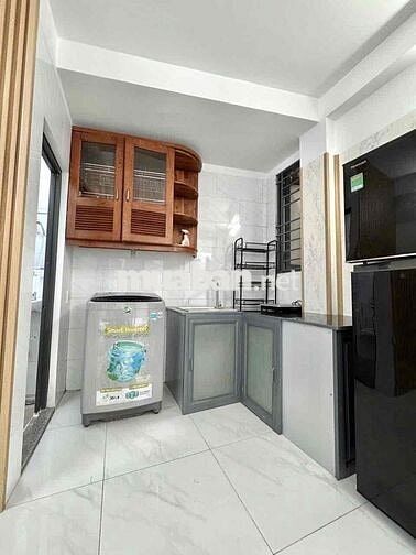 NHÀ NGUYÊN CĂN 1 TRỆT 2 LẦU ( 3PN - 2WC ) - NGAY BẾN XE MĐ CŨ