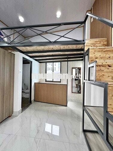 NHÀ NGUYÊN CĂN 1 TRỆT 2 LẦU ( 3PN - 2WC ) - NGAY BẾN XE MĐ CŨ