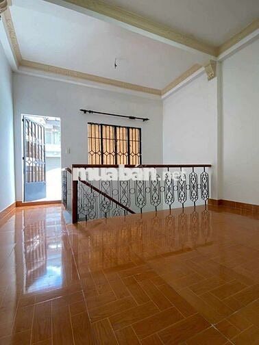 Nhà thuê Gò Vấp 4PN HXH 1 trục Lê Hoàng Phái giá 12 triệu