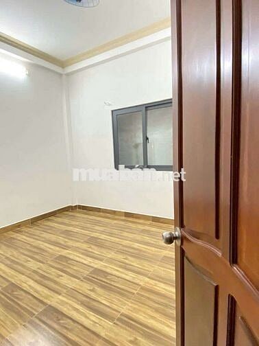 Nhà thuê Gò Vấp 4PN HXH 1 trục Lê Hoàng Phái giá 12 triệu
