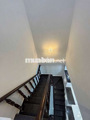 Nhà Lò Gốm, Quận 6, 40m², 3,5x12m, 2 Tầng BTCT, 2 PN, Giá chỉ hơn 3 tỷ