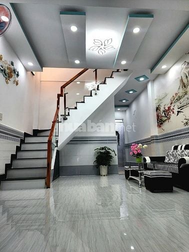 Bán gấp nhà 1trệt, 1lầu, H1647 Phạm Thế Hiển P6, Q8. Ngang 4,3mx D10m