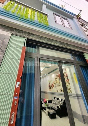 Bán gấp nhà 1trệt, 1lầu, H1647 Phạm Thế Hiển P6, Q8. Ngang 4,3mx D10m