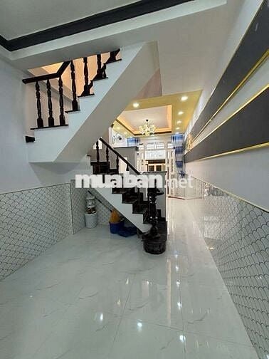 Nhà Lò Gốm, Quận 6, 40m², 3,5x12m, 2 Tầng BTCT, 2 PN, Giá chỉ hơn 3 tỷ