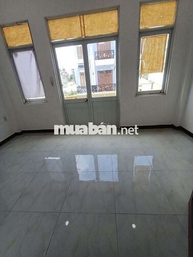 Cho thuê nhà nguyên căn kinh danh buôn bán và ở gđ