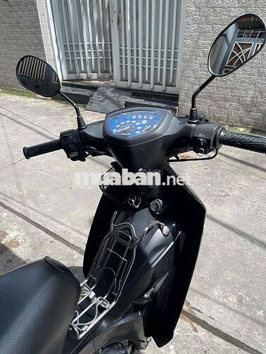 Sirius .xe đẹp mới 90 phần trăm zin từ A đến z .