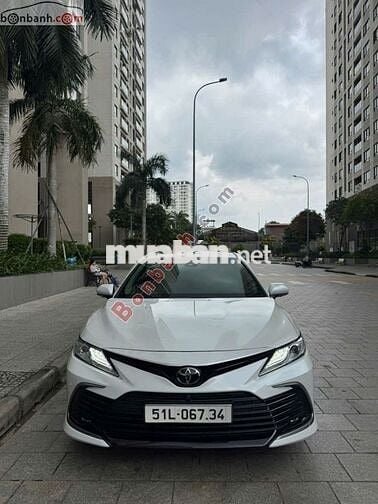 Toyota Camry 2.5Q 2024 - 1 Tỷ 330 Triệu