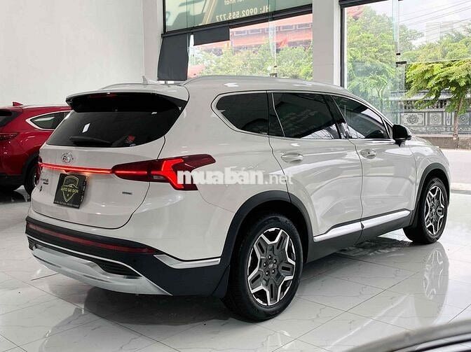 Hyundai Santa Fe 2024 Cao cấp 2.5L HTRAC - 4500 km