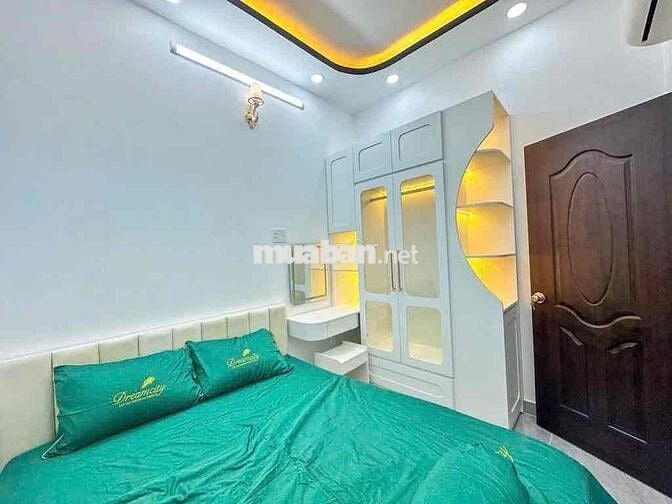 Bán nhà TT Nhà Bè, huỳnh tấn phát, 80m2, 3tỷ990, 3 PN