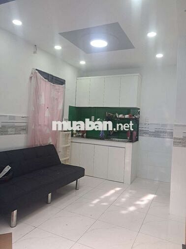 NHÀ 1 LẦU CÓ NỘI THẤT ĐƯỜNG LÊ VĂN KHƯƠNG,PHƯỜNG HIỆP THÀNH,Q12