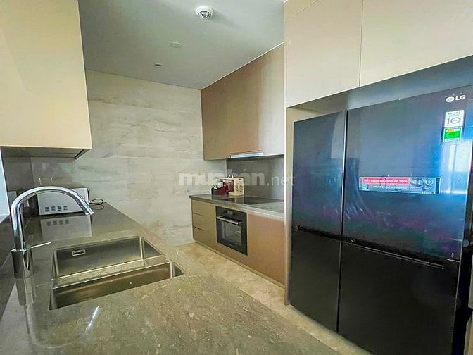 Căn hộ bán hoặc cho thuê tại The Marq Quận 1 tầng cao 2 phòng ngủ 73m2