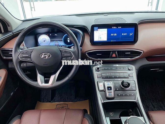 Hyundai Santa Fe 2024 Cao cấp 2.5L HTRAC - 4500 km