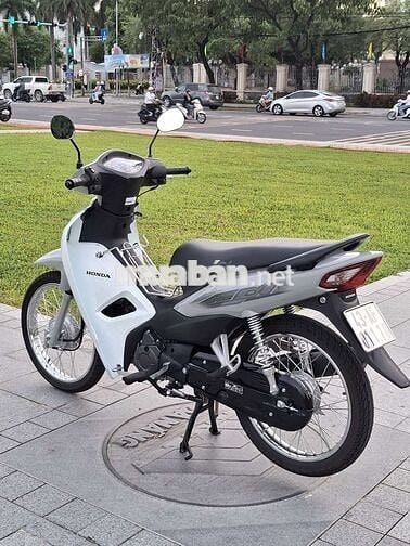 Wave A Xám Trắng. Biển 43 Như mới