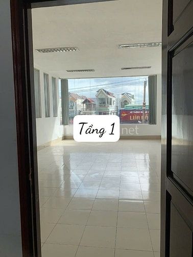 Mặt tiền trung tâm (phù hợp Văn Phòng, chuỗi thương hiệu)
