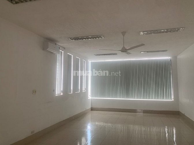 Mặt tiền trung tâm (phù hợp Văn Phòng, chuỗi thương hiệu)
