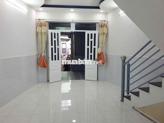 Nhà sổ hồng riêng DT 40m2, 01 lầu (2pn) gần chợ Bà Điểm 1/Nguyễn A Thủ