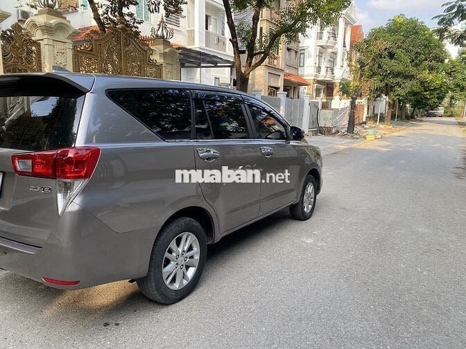 Gia đình bán INNOVA 2.0E sx 2019,màu đồng ánh kim