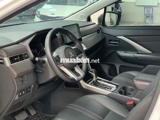 Thanh lý xe Demo - Xpander Premium 2025 - 12.000km
