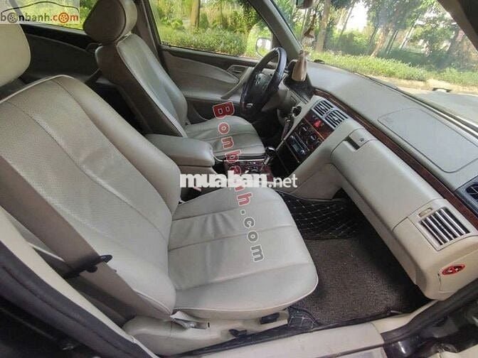 Mercedes Benz E class E240 AT 2000