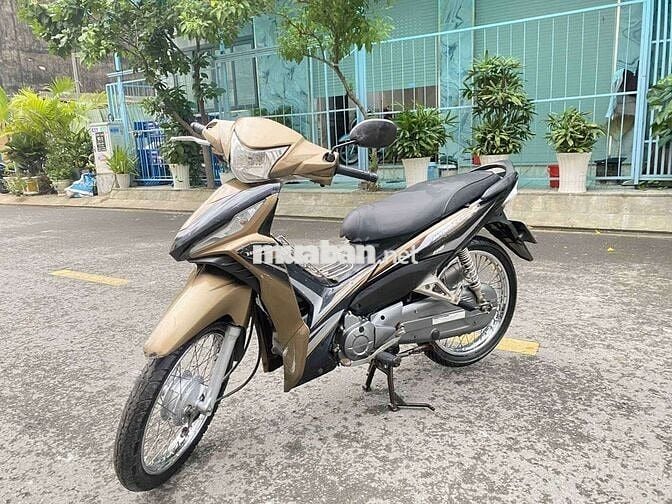 Cần ra đi em này