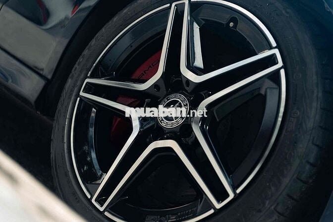 LONG ANH AUTO về Mercedes C300 AMG 2019 giá tốt 👍