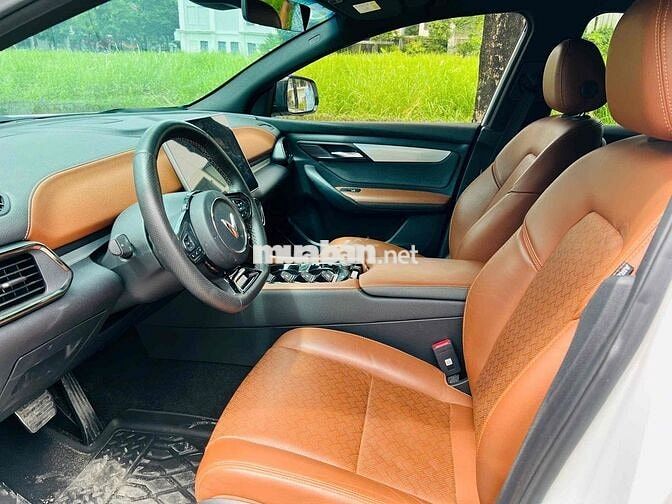 VinFast VF8 2022 Plus - 32000 km