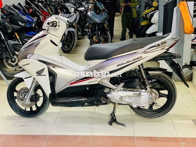 XE MÁY THỊNH PHÁT- AIR BLADE BIỂN HÀ NỘI LƯỚT ĐẸP