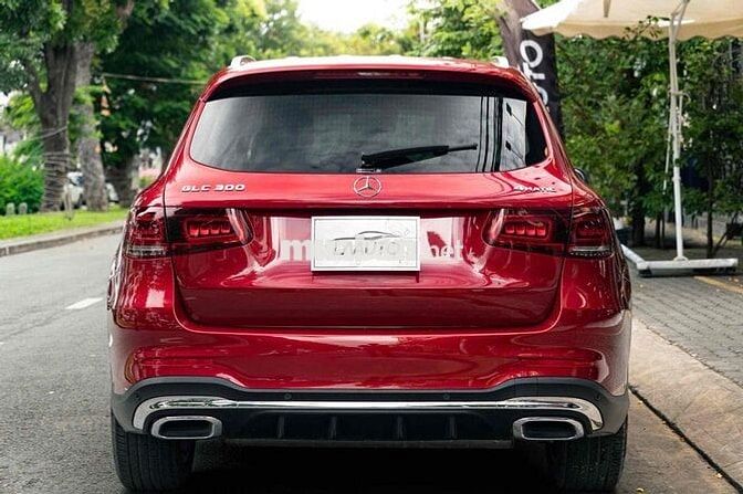 Mercedes GLC 300 4MATIC - 9000 km - Model 2021