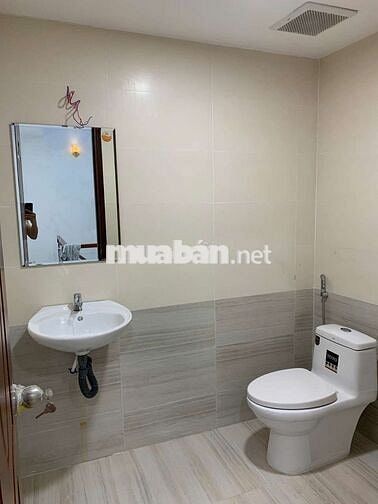 💢Bán Gấp nhà 1trệt 1lầu 3pn.2wc 1bếp DT 12x13 Sổ Hồng Hoàn công