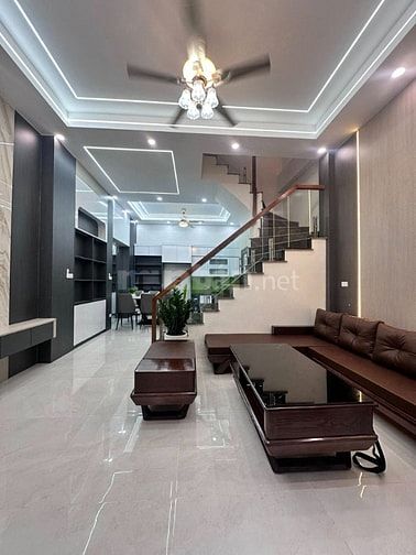 Bán nhà nguyên căn phố Vĩnh Phúc 45m2*5T,gần phố,2thoáng,thông,10.6tỷ.