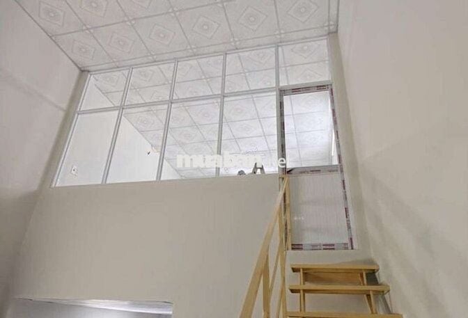 Cho thuê nhà nguyên căn dt 54m2, 1pn,1wc hẻm 3 gác