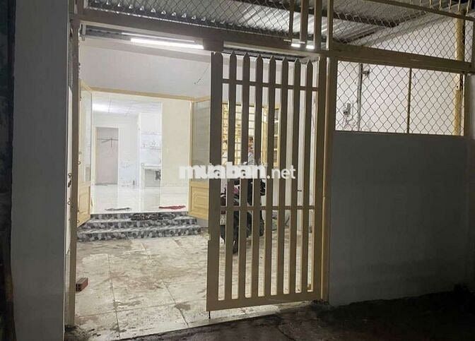 Cho thuê nhà nguyên căn dt 54m2, 1pn,1wc hẻm 3 gác