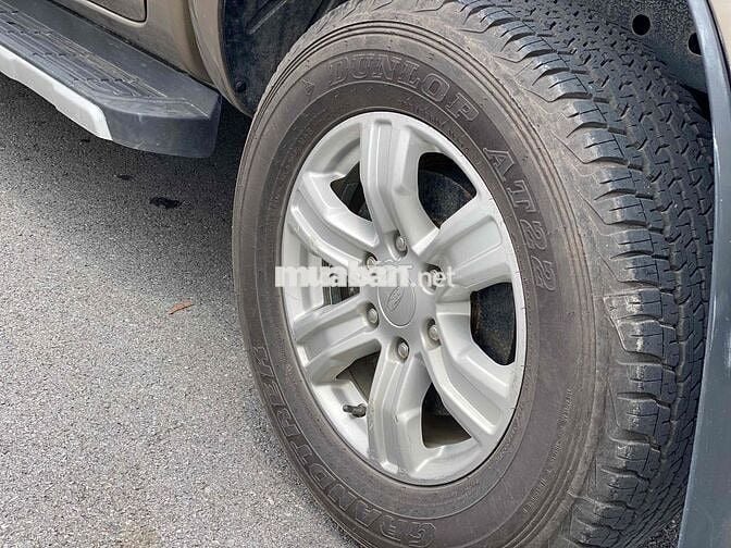 Ford Ranger XL 2.2L 4x4 MT 2015 - 363 Triệu
