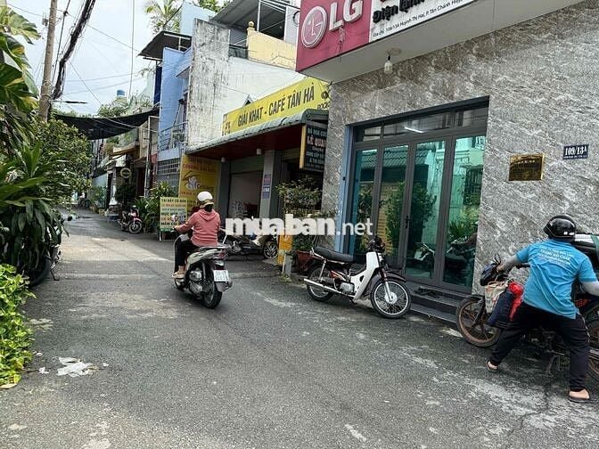 Chính Chủ Bán Lô Đất Hẻm Xe Hơi quận 12