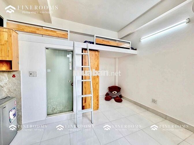 DUPLEX FULL NỘI THẤT THANG MÁY CỬA SỔ TRỜI LỚN NGAY VLU IUH