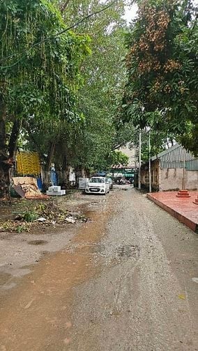 Nhà 60m2 khu vực Lĩnh Nam, pcach tân cổ điển có thang máy, cổng riêng