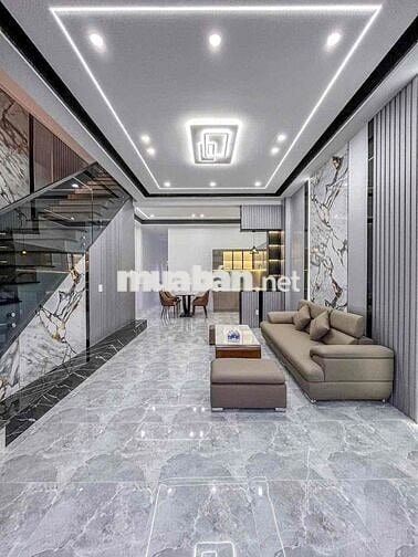 Nhà Lầu Diện Tích Rộng Full Nội Thất Đường Nguyễn Văn Linh