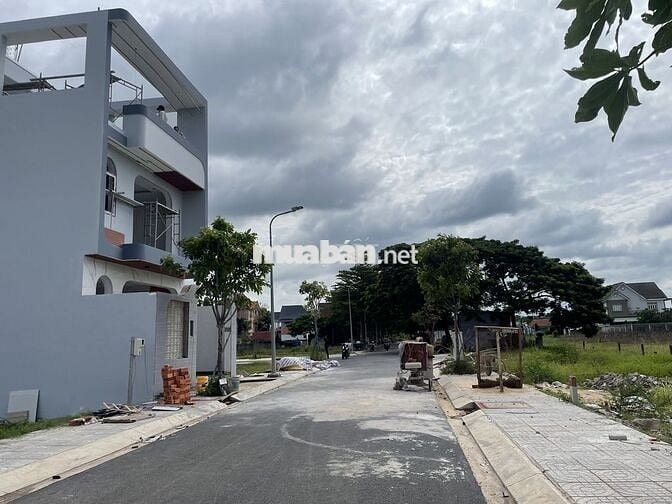 Đất Mặt Tiền Trần Văn Chẩm, cách QL22 chỉ 200m, 120m2 giá 950 triệu