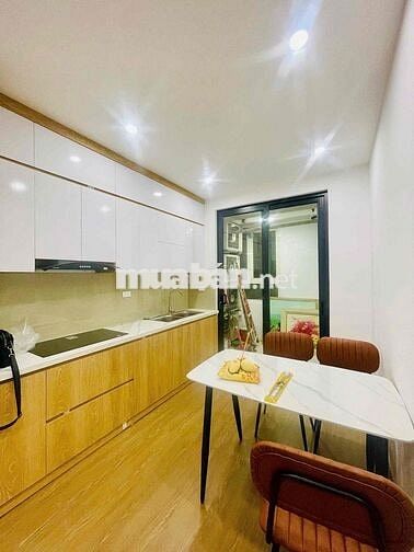 Bán căn góc 3 ngủ đủ nội thất chung cư Big Tower mặt phố Phạm Hùng