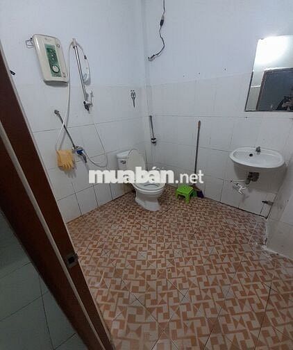 Cho Thuê Nhà Nguyên Căn  4 phòng ngủ, gần Go Dĩ An, Ql1k, Thủ Đức