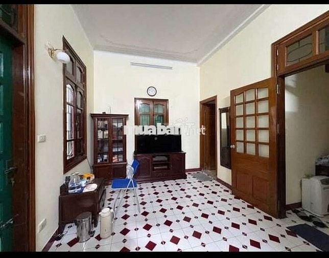 Tôi cần bán nhà mặt ngõ ô tô chánh đỗ Hoàng Quốc Việt 4tầng gần phố